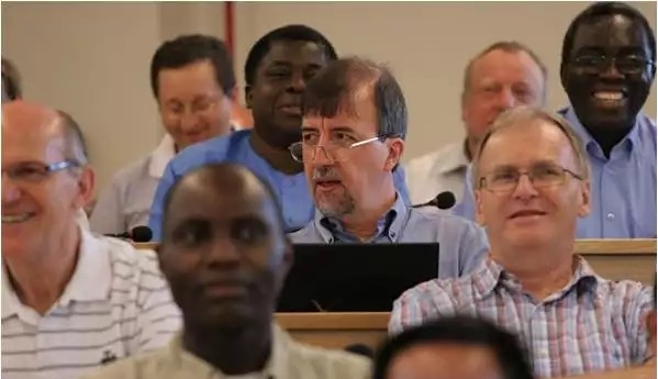 Deligierte aller Nationen