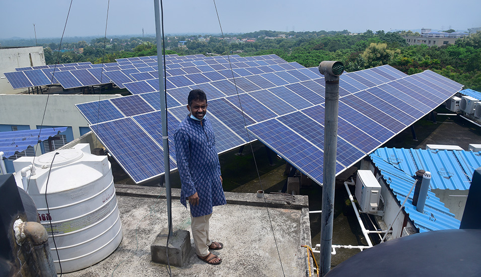Eine Solaranlage für ein Krankenhaus in Indien