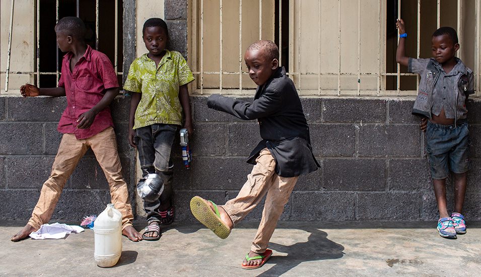 Wie die Steyler Missionare den Straßenkindern im Kongo helfen