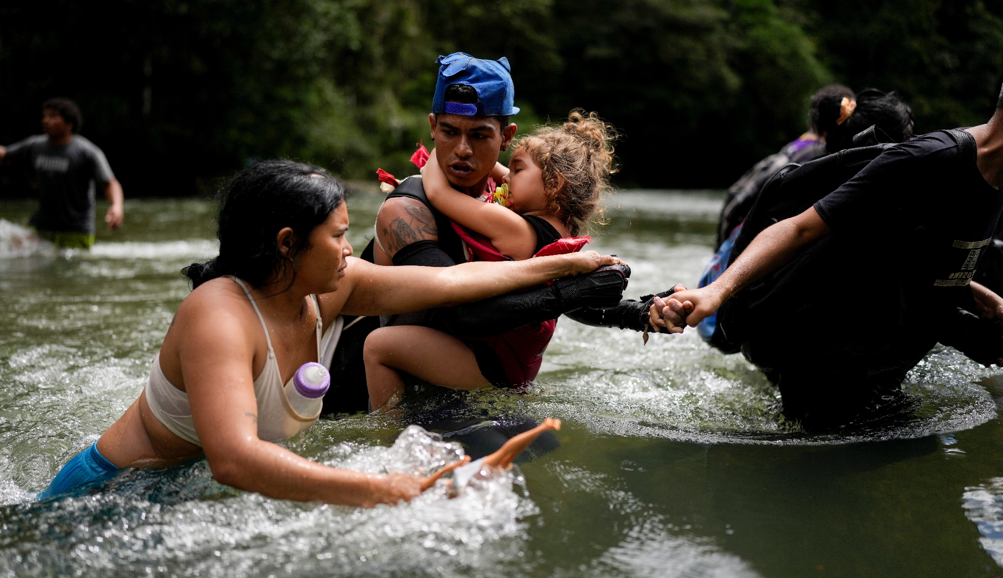 Foto von Menschen auf der Flucht durch den Darién-Gap
