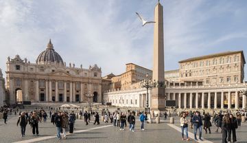 Der Petersplatz im Vatikan