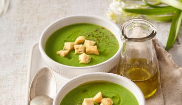 Bärlauchsuppe mit Croutons