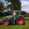 Johanna Brosthaus auf einem Traktor am elterlichen Hof