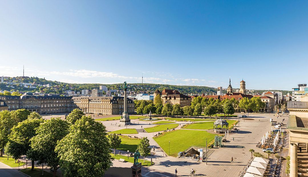 Der Stuttgarter Schlossplatz liegt im Herzen der Stadt