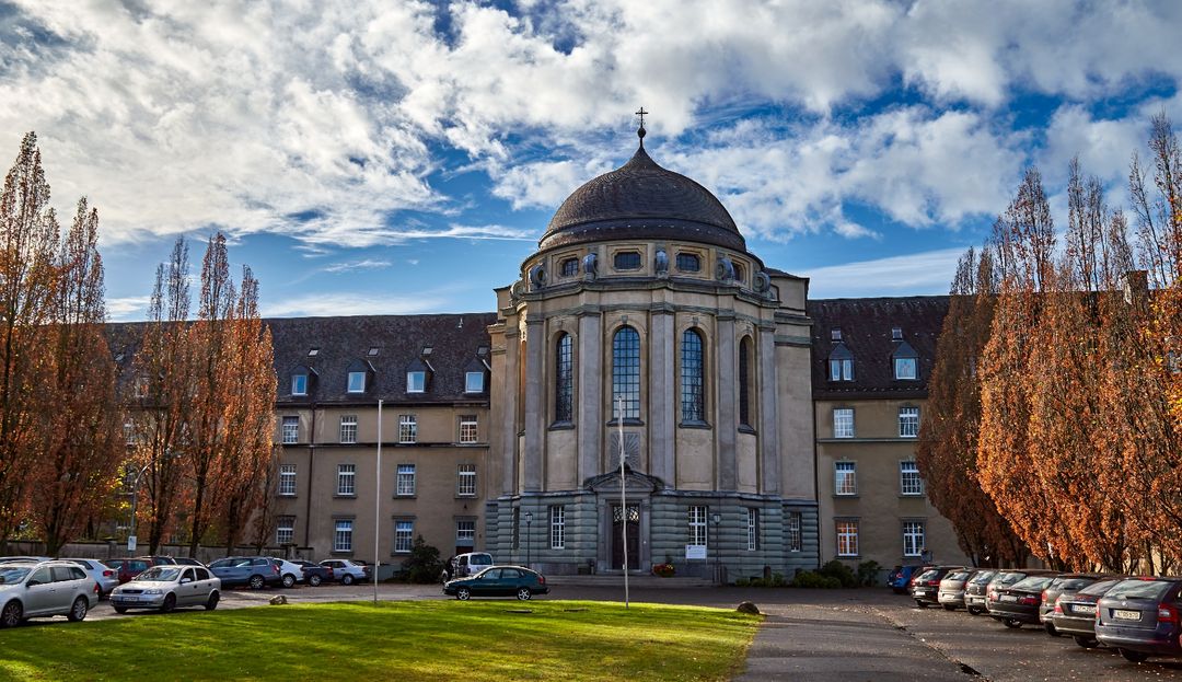 Das Klosterportal der Steyler Niederlassung in Sankt Augustin