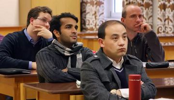 Steyler im Studium im Höhrsaal